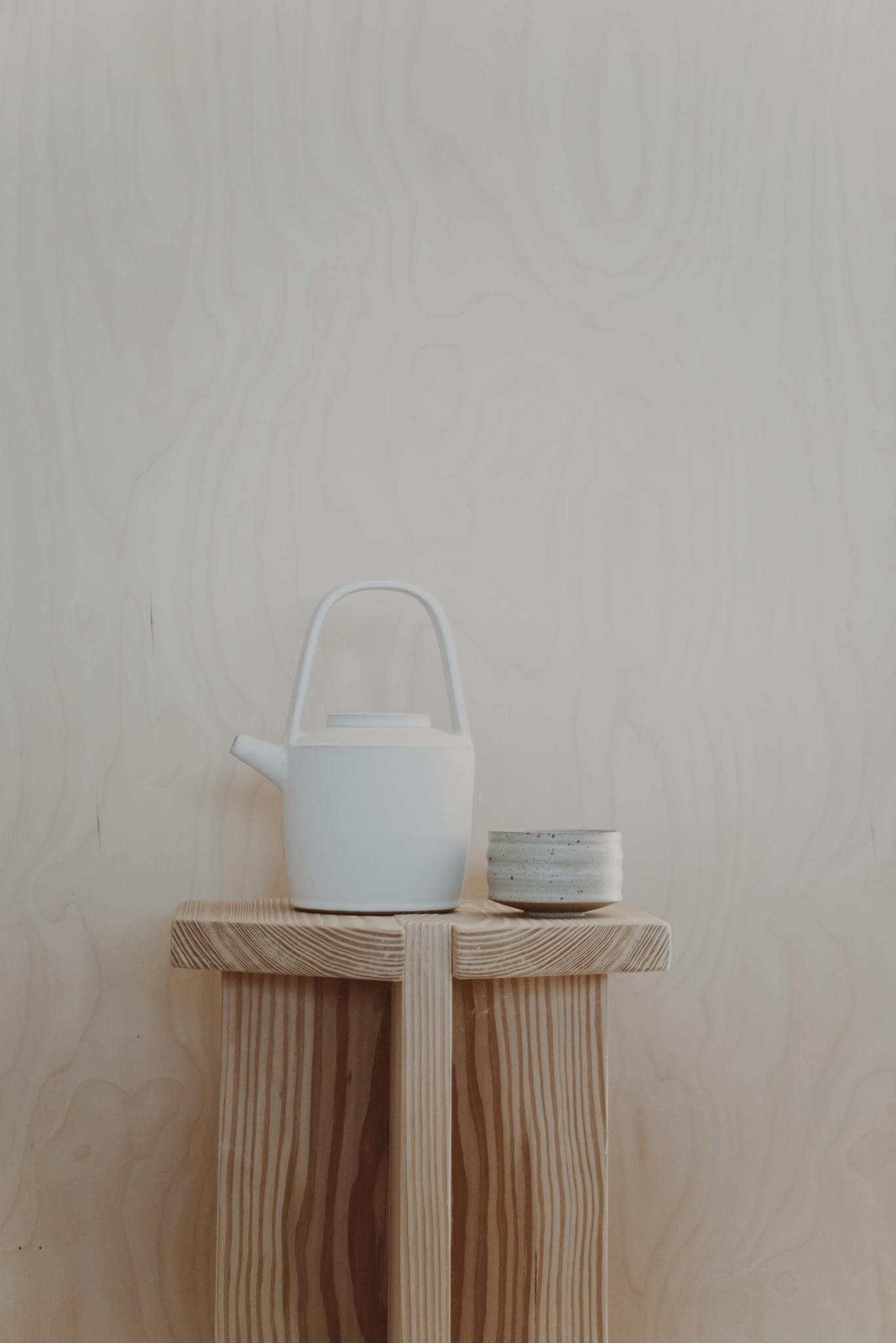 STUDIO FEDER X STUDIO KERSTIN KONGSTED TEAPOT - WHITE